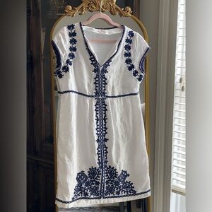 Boden Short Sleeve Bea White and Navy Embroidered Knee Length Linen Shift Dress